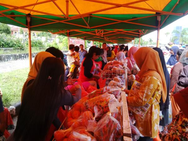 PNS Pemprov Babel “Serbu” Pasar Murah