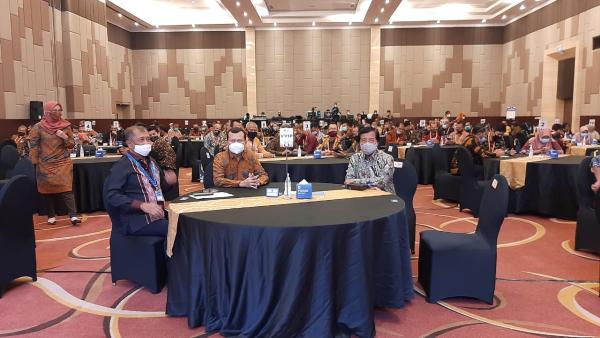 Wagub Abdul Fatah didampingi Sekdis Perhubungan Babel Hadiri Rakor Penyelenggaraan Pola Pembibitan di Bogor