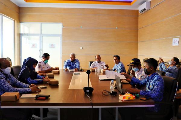 Pimpin Rapat Persiapan Pemaparan dan Pembahasan Pelabuhan Sebetik, Zanuari Anizar Minta Lahan Harus Clean And Clear