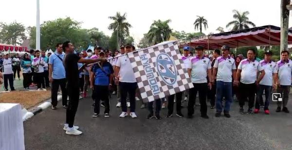 Pj. Gubernur Babel Lepas Jalan Santai Dalam Rangka Harhubnas 2023