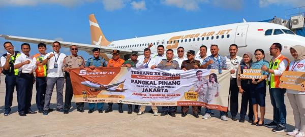 Pemerintah Provinsi Kepulauan Bangka Belitung Tambah Jumlah Penerbangan Dengan Super Air Jet IU820