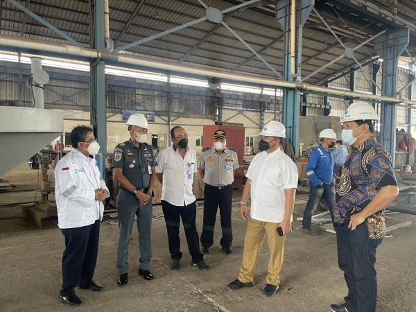 Hadiri Peletakan Lunas Kapal Tunda di PT PHL, Plt. Kadishub Babel Diwakili Kabid Kepelabuhanan Katakan Ini